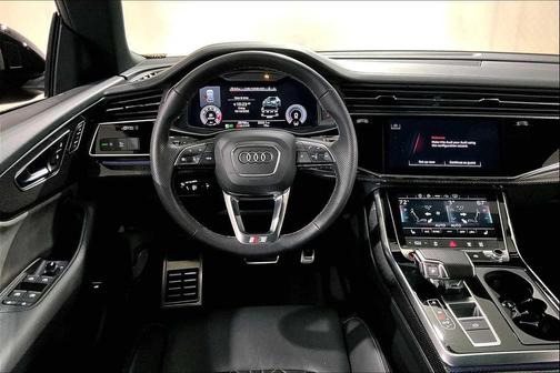 2022 Audi SQ8 4.0T quattro Premium Plus