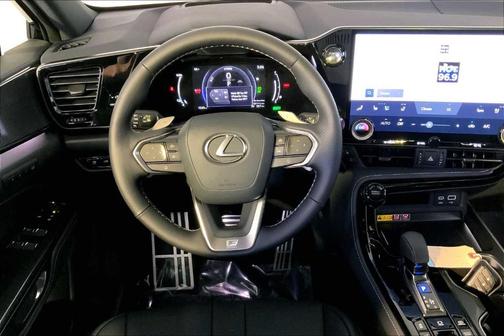 2025 Lexus NX 450h+ F SPORT Handling