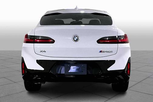 2024 BMW X4 M40i