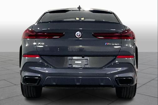 2022 BMW X6 M50i