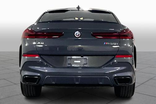 2022 BMW X6 M50i