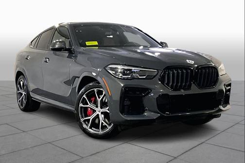 2022 BMW X6 M50i