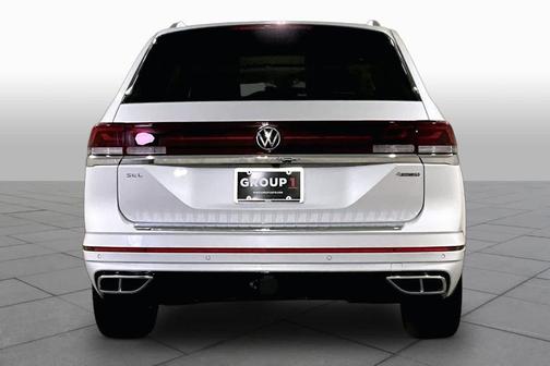 Opal White Pearl Effect 2024 Volkswagen Atlas 2.0T SEL Premium R-Line