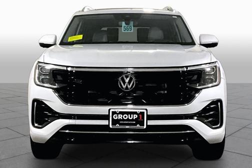 Opal White Pearl Effect 2024 Volkswagen Atlas 2.0T SEL Premium R-Line