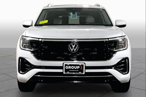 Opal White Pearl Effect 2024 Volkswagen Atlas 2.0T SEL Premium R-Line
