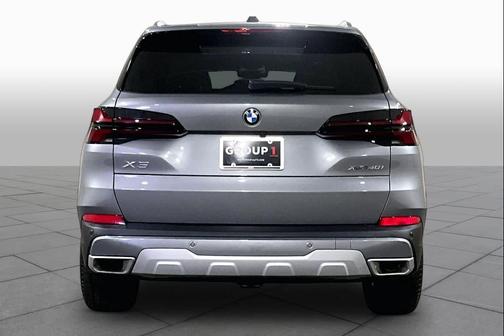Skyscraper Grey Metallic 2024 BMW X5 xDrive40i