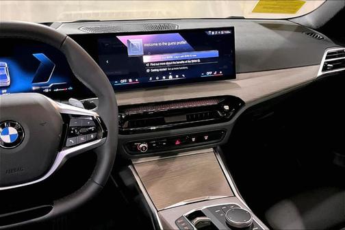 2025 BMW 330 i xDrive