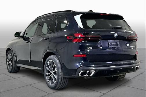 2026 BMW X5 M60i