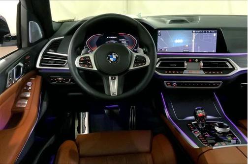 Photo 5 of 32 of 2020 BMW X7 M50i