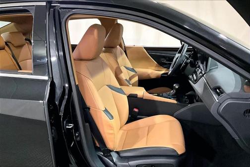 2024 Lexus ES 300h ES 300h