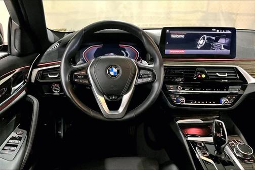 2022 BMW 530 i xDrive