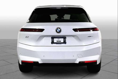 2026 BMW iX xDrive60