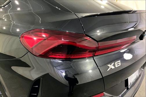 2026 BMW X6 xDrive40i