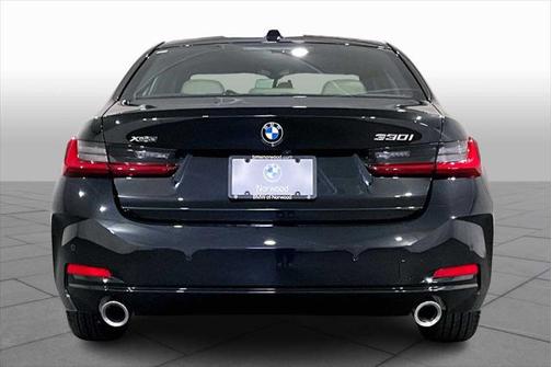 2025 BMW 330 i xDrive