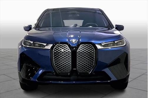 2025 BMW iX xDrive50