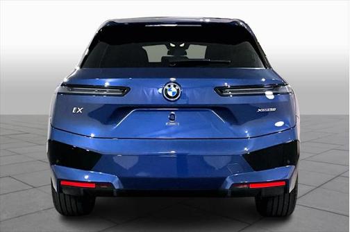 2025 BMW iX xDrive50