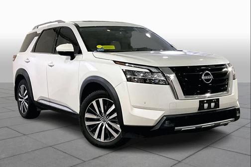 2022 Nissan Pathfinder Platinum
