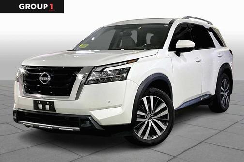 2022 Nissan Pathfinder Platinum