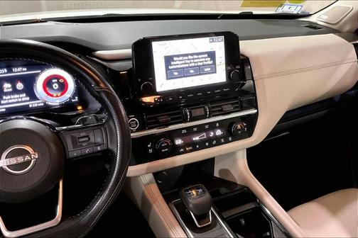 2022 Nissan Pathfinder Platinum