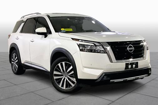 2022 Nissan Pathfinder Platinum