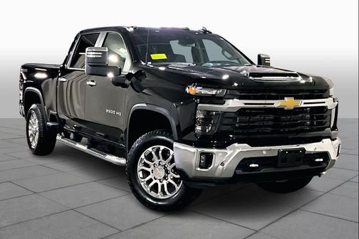 2025 Chevrolet Silverado 3500 LT