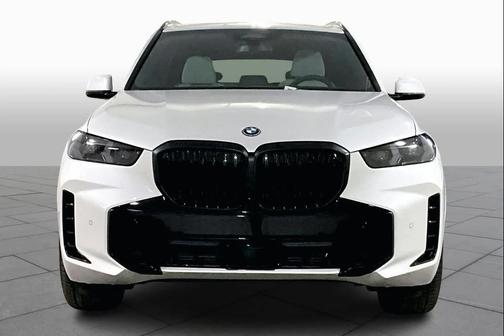 White 2026 BMW X5 PHEV xDrive50e
