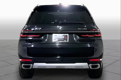 2026 BMW X7 xDrive40i
