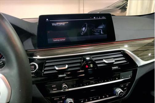 2020 BMW 530 i xDrive