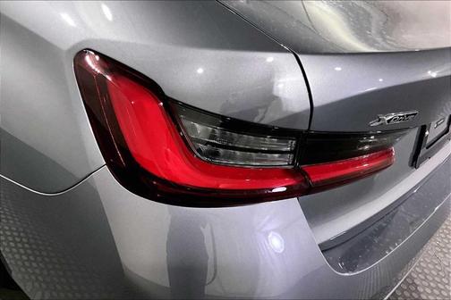2025 BMW 330 i xDrive