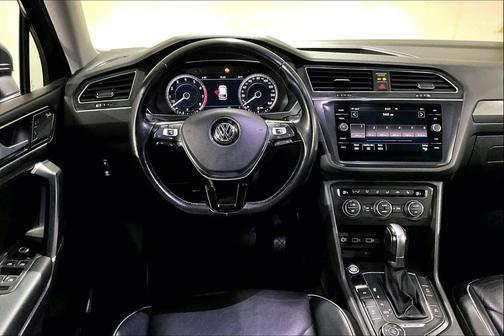 2018 Volkswagen Tiguan 2.0T SEL Premium