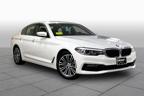 Alpine White 2018 BMW 530 i xDrive