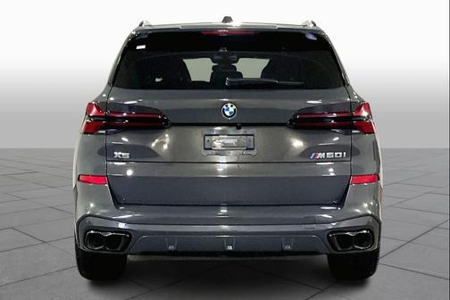 2024 BMW X5 M60i