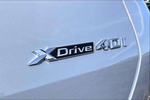 2026 BMW X6 xDrive40i