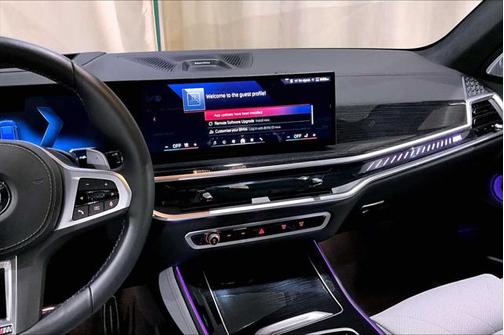 2025 BMW X5 M60i