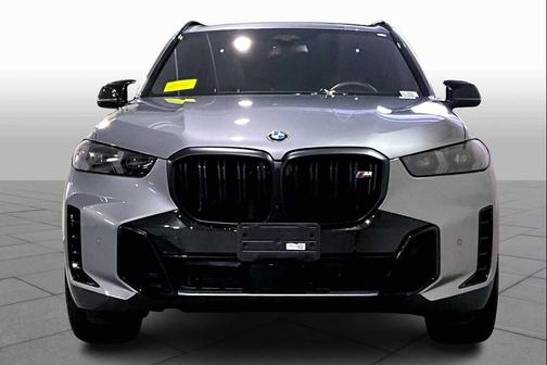 2025 BMW X5 M60i
