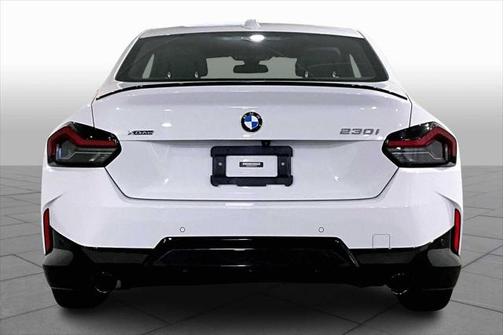 2023 BMW 230 i xDrive