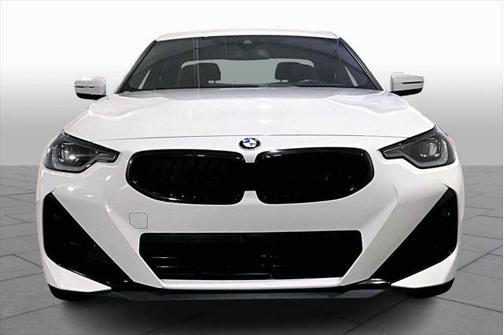 2023 BMW 230 i xDrive
