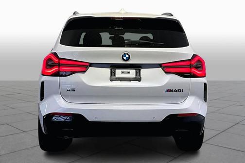 2024 BMW X3 M40i