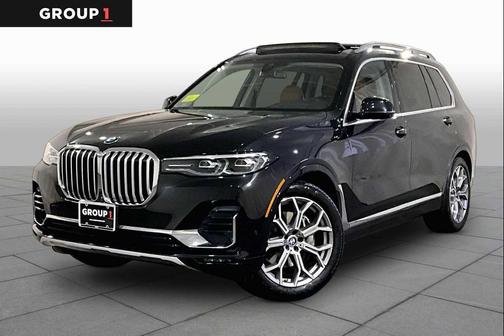 Black Sapphire Metallic 2022 BMW X7 xDrive40i