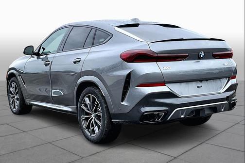 2026 BMW X6 M60i