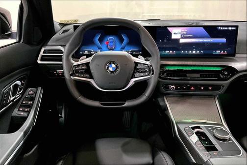 2025 BMW 330 i xDrive
