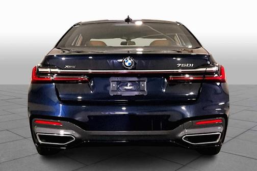 2022 BMW 750 i xDrive