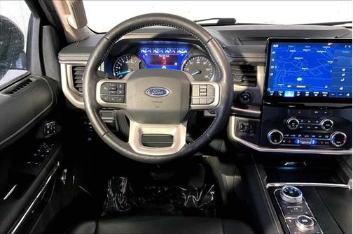 2022 Ford Expedition Max XLT