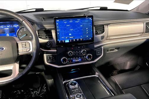 2022 Ford Expedition Max XLT