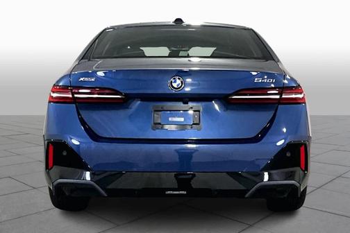 2024 BMW 540 i xDrive