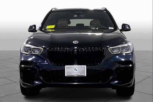2022 BMW X5 M50i
