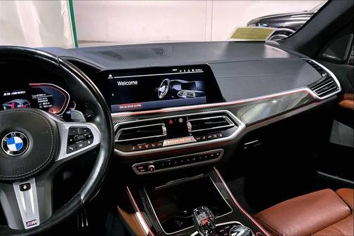 2022 BMW X5 M50i
