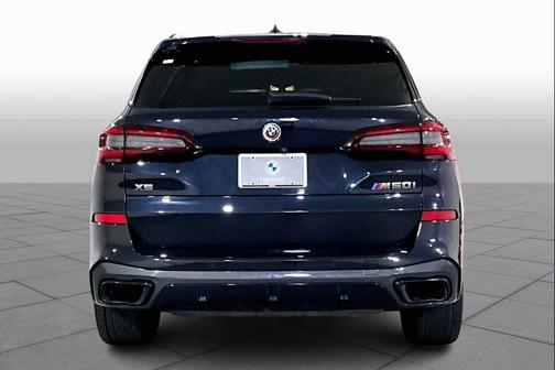 2022 BMW X5 M50i