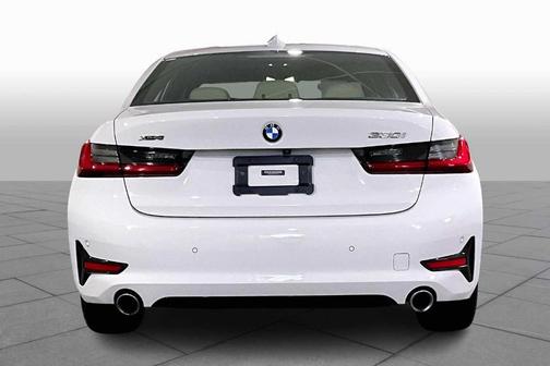 2019 BMW 330 i xDrive