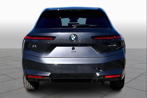 2026 BMW iX xDrive60